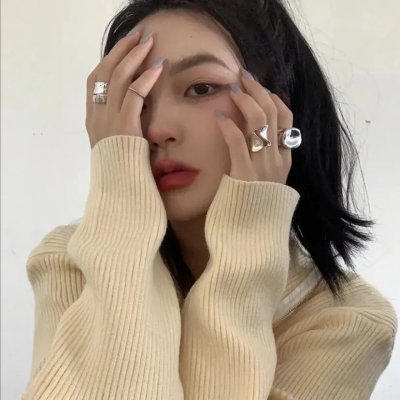 滚动的钢蛋